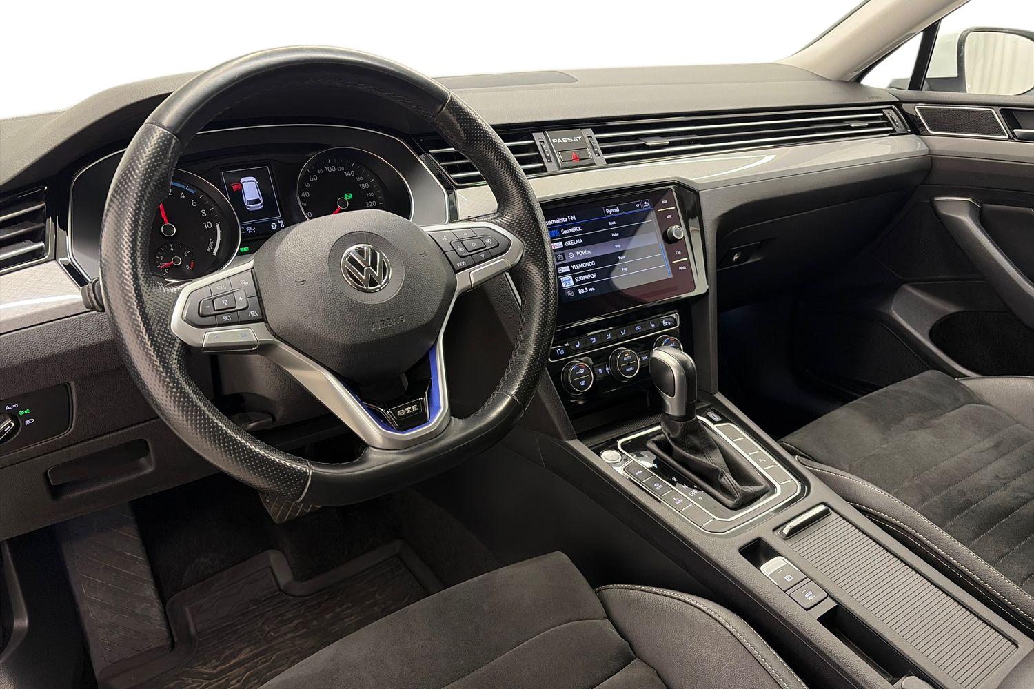 Volkswagen Passat 2020, bild 6/27