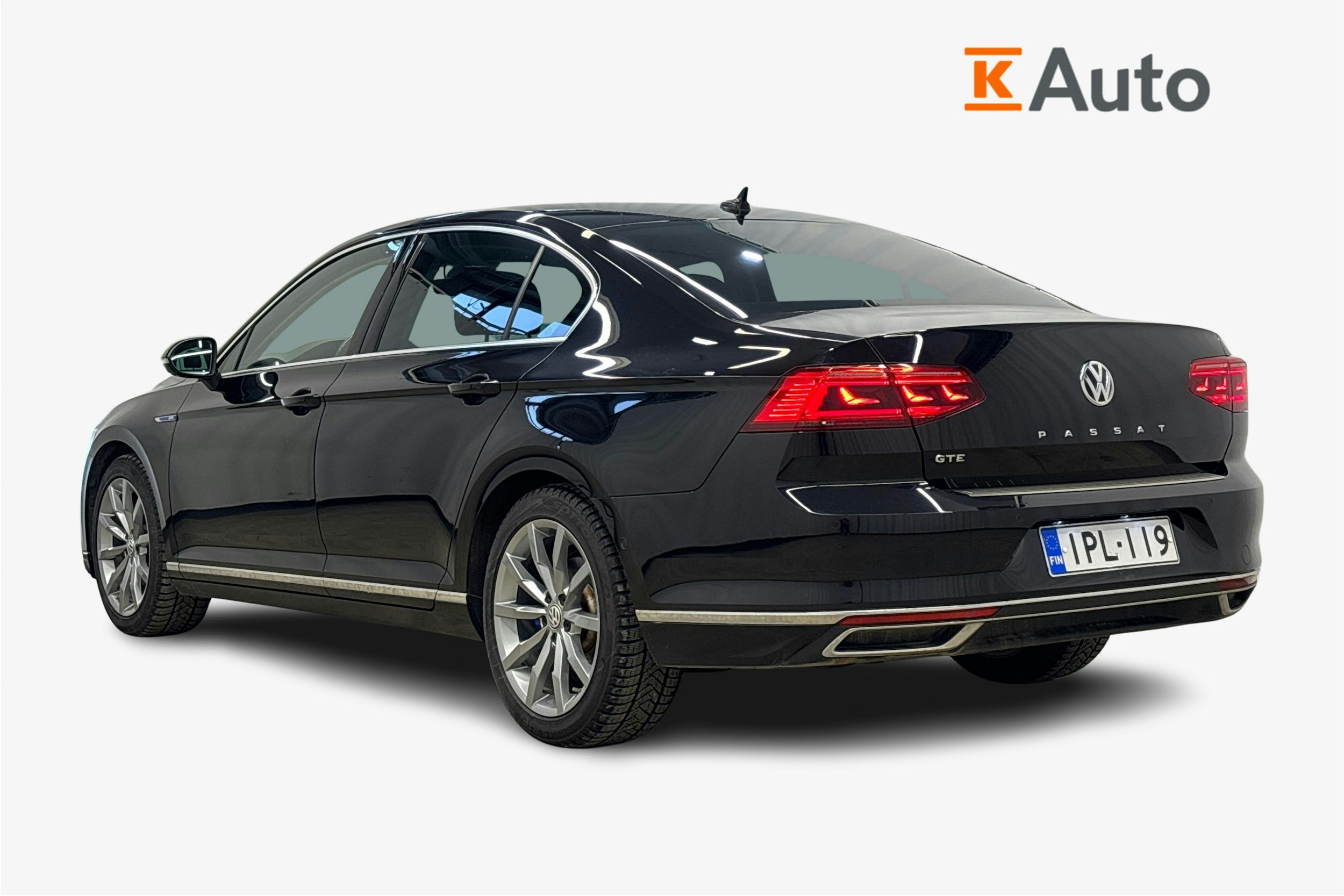 musta Volkswagen Passat 2020 kuva 2.