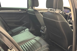 musta Volkswagen Passat 2020 kuva 9.