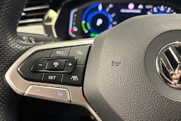 musta Volkswagen Passat 2020 kuva 14.