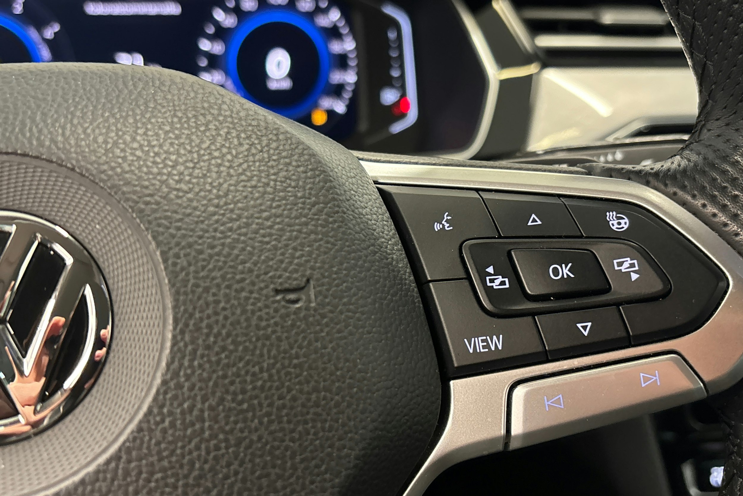 musta Volkswagen Passat 2020 kuva 15.