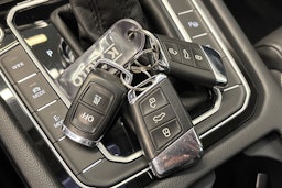 musta Volkswagen Passat 2020 kuva 25.