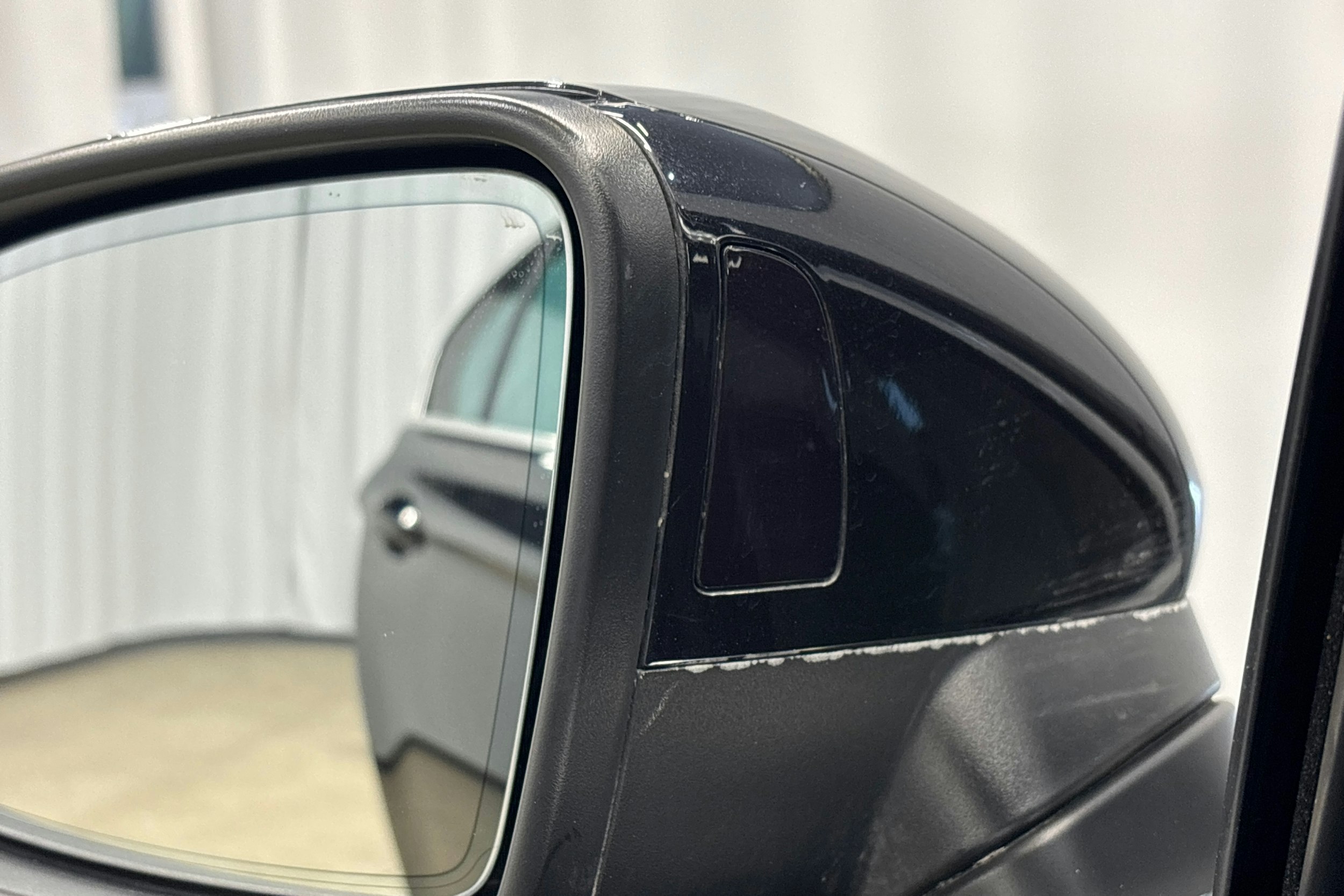 musta Volkswagen Passat 2020 kuva 30.