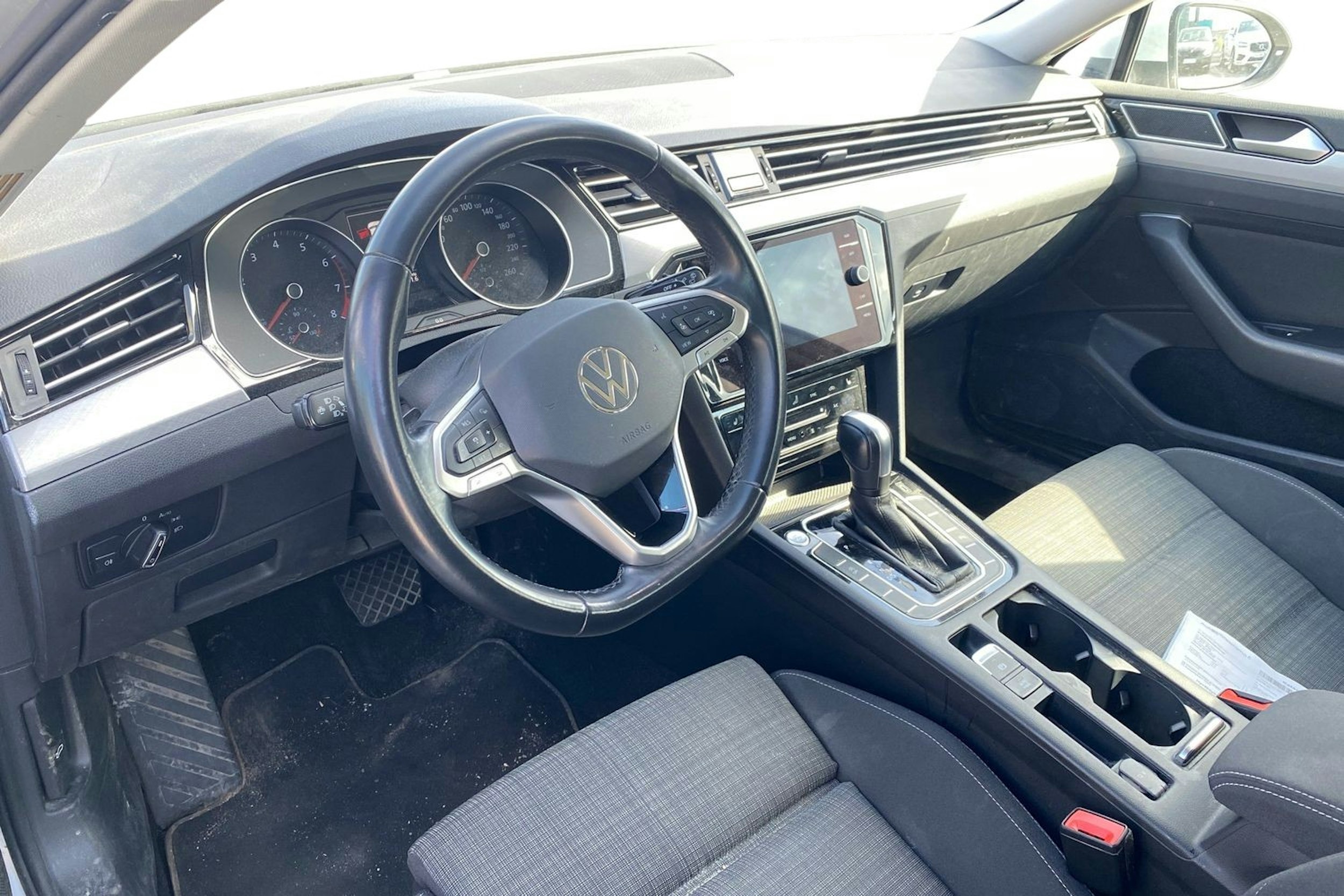 hopea Volkswagen Passat 2020 kuva 3.
