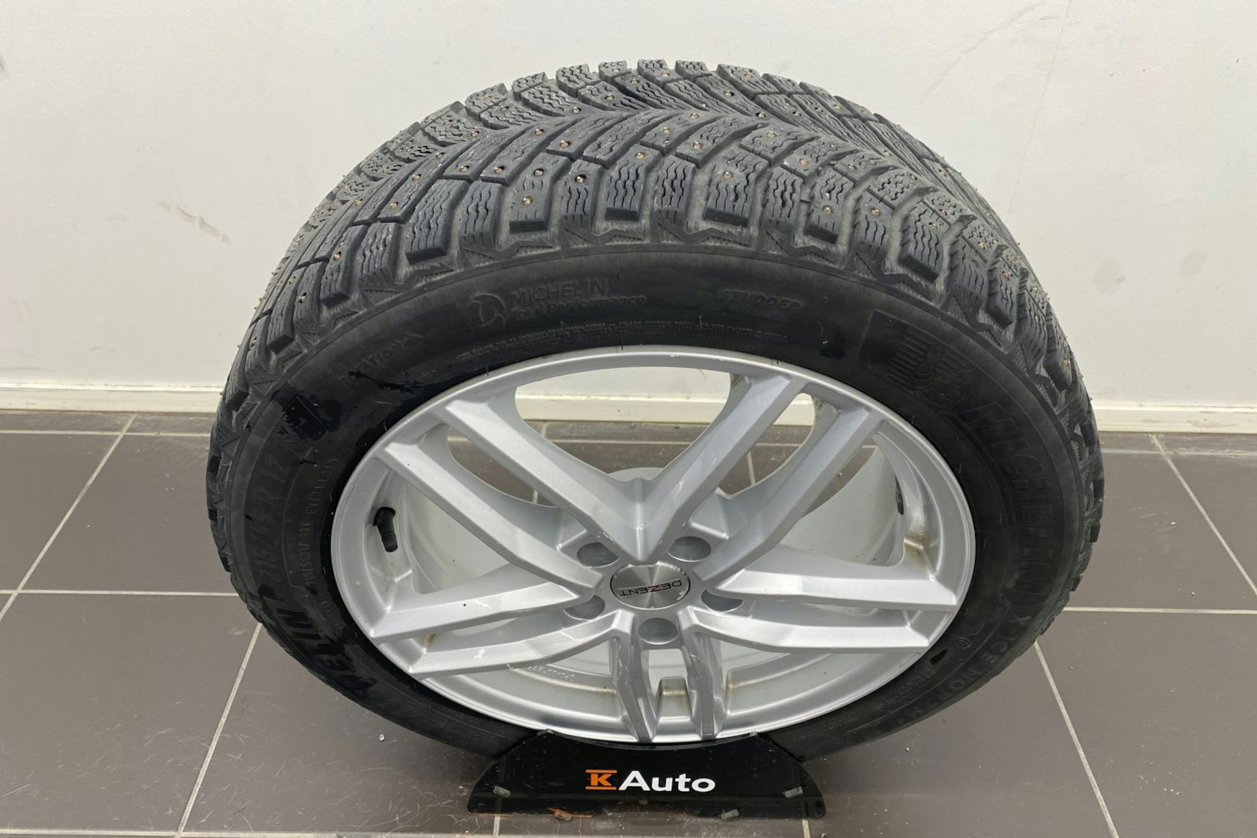 hopea Volkswagen Passat 2021 kuva 21.
