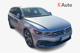harmaa Volkswagen Passat 2020 kuva 1.