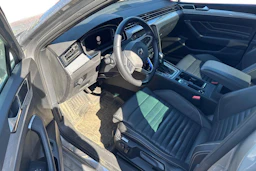 harmaa Volkswagen Passat 2020 kuva 3.