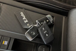 Hopea Volkswagen PASSAT 2020 kuva 18.