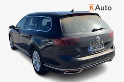 musta Volkswagen Passat 2020 kuva 2.