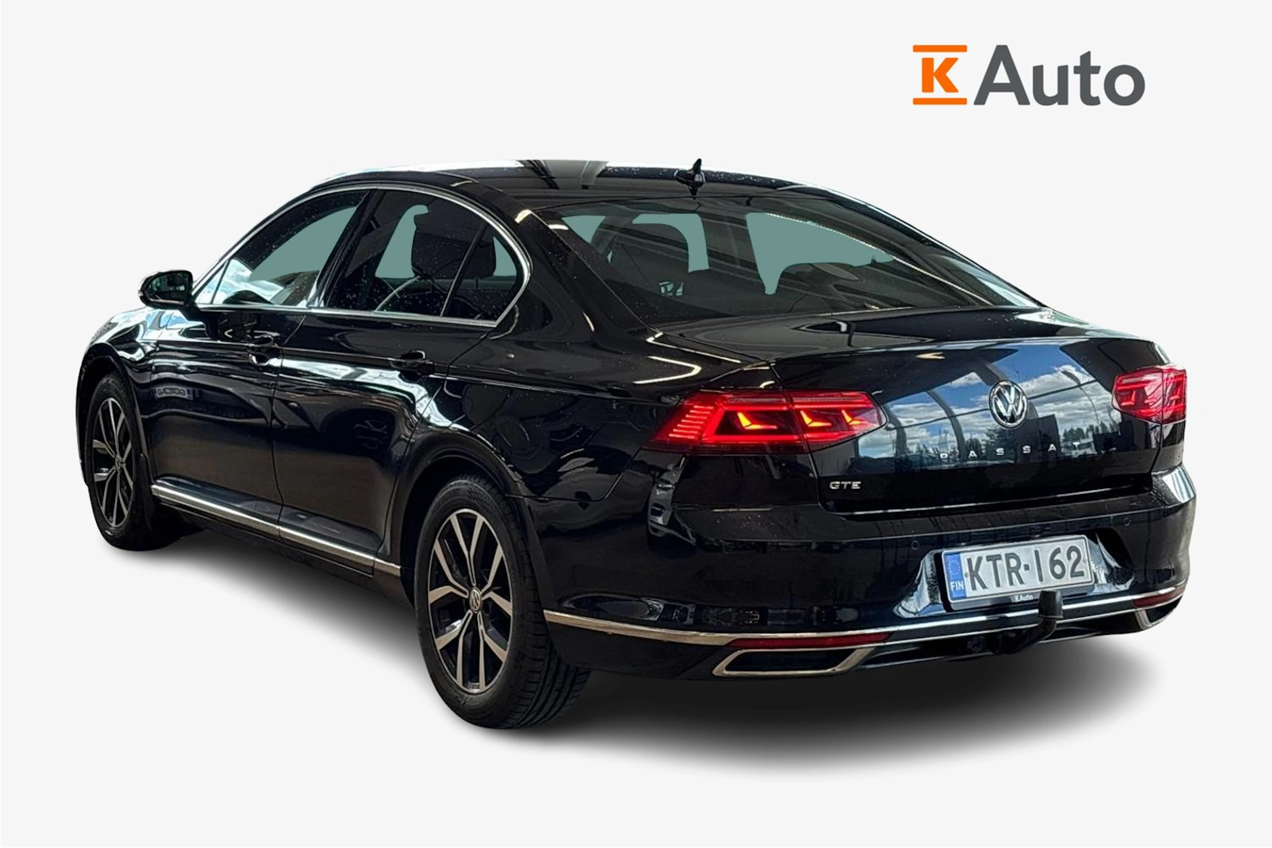 musta Volkswagen Passat 2020 kuva 2.