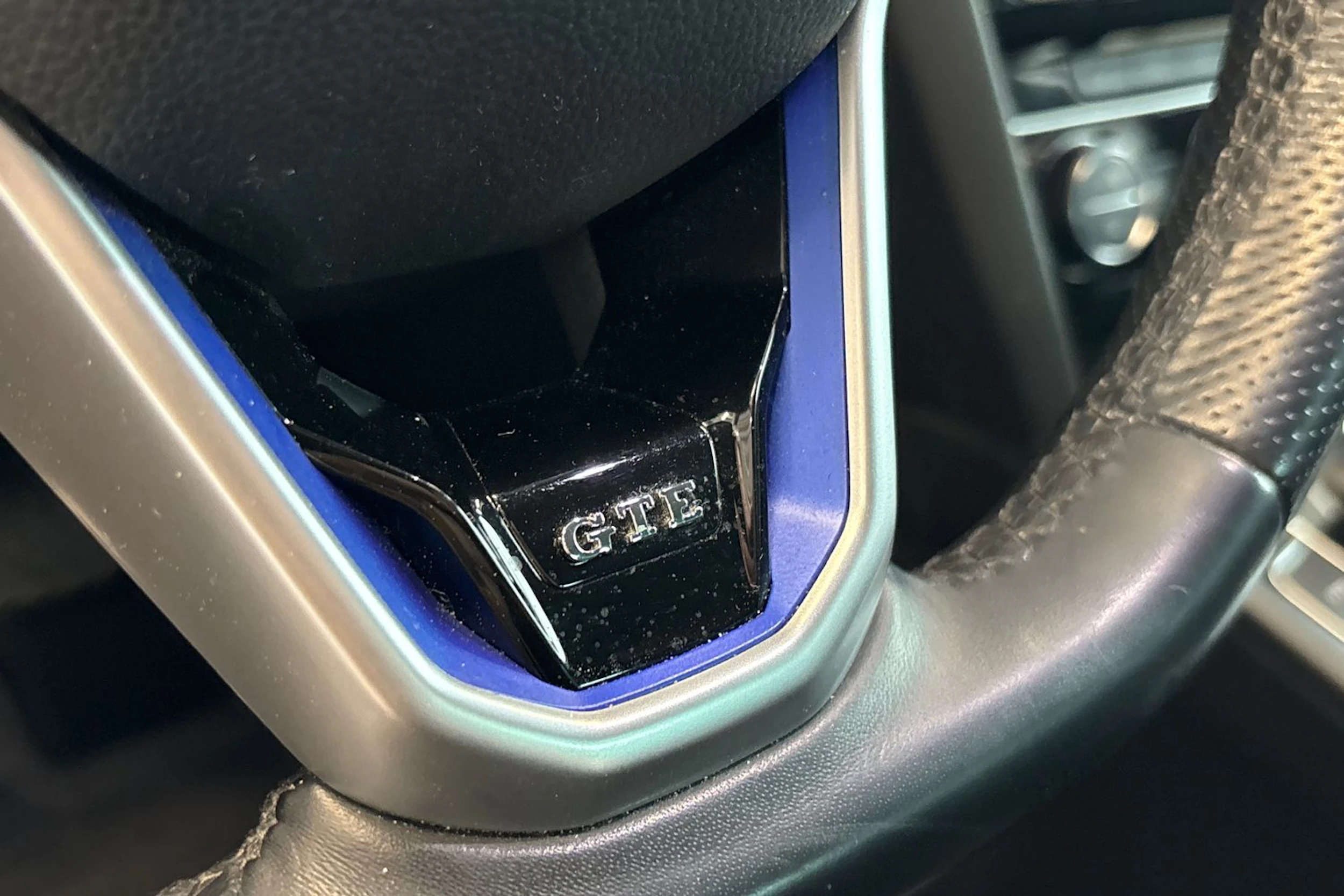 musta Volkswagen Passat 2020 kuva 40.