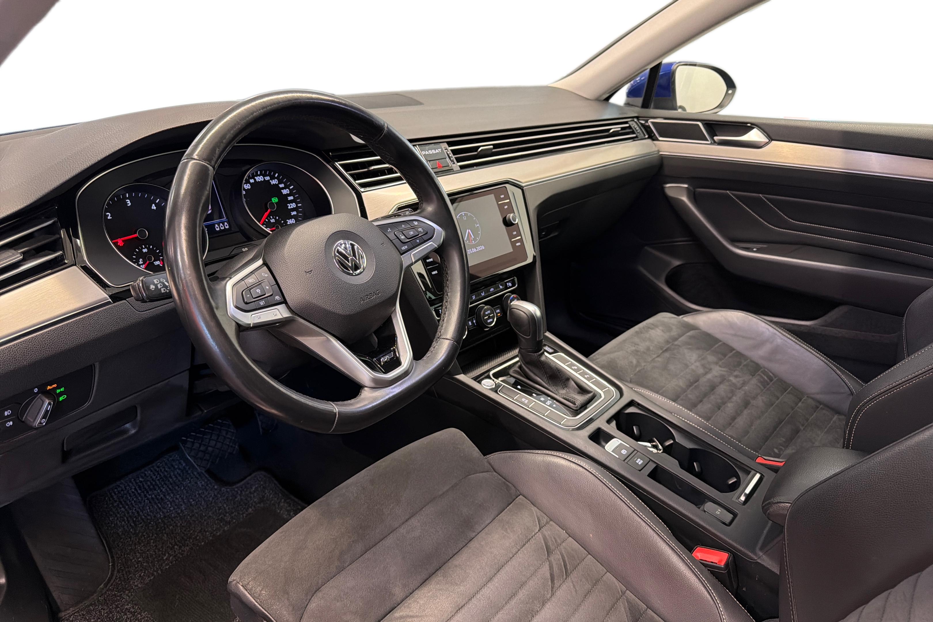 Volkswagen Passat 2020, kuva 6/32