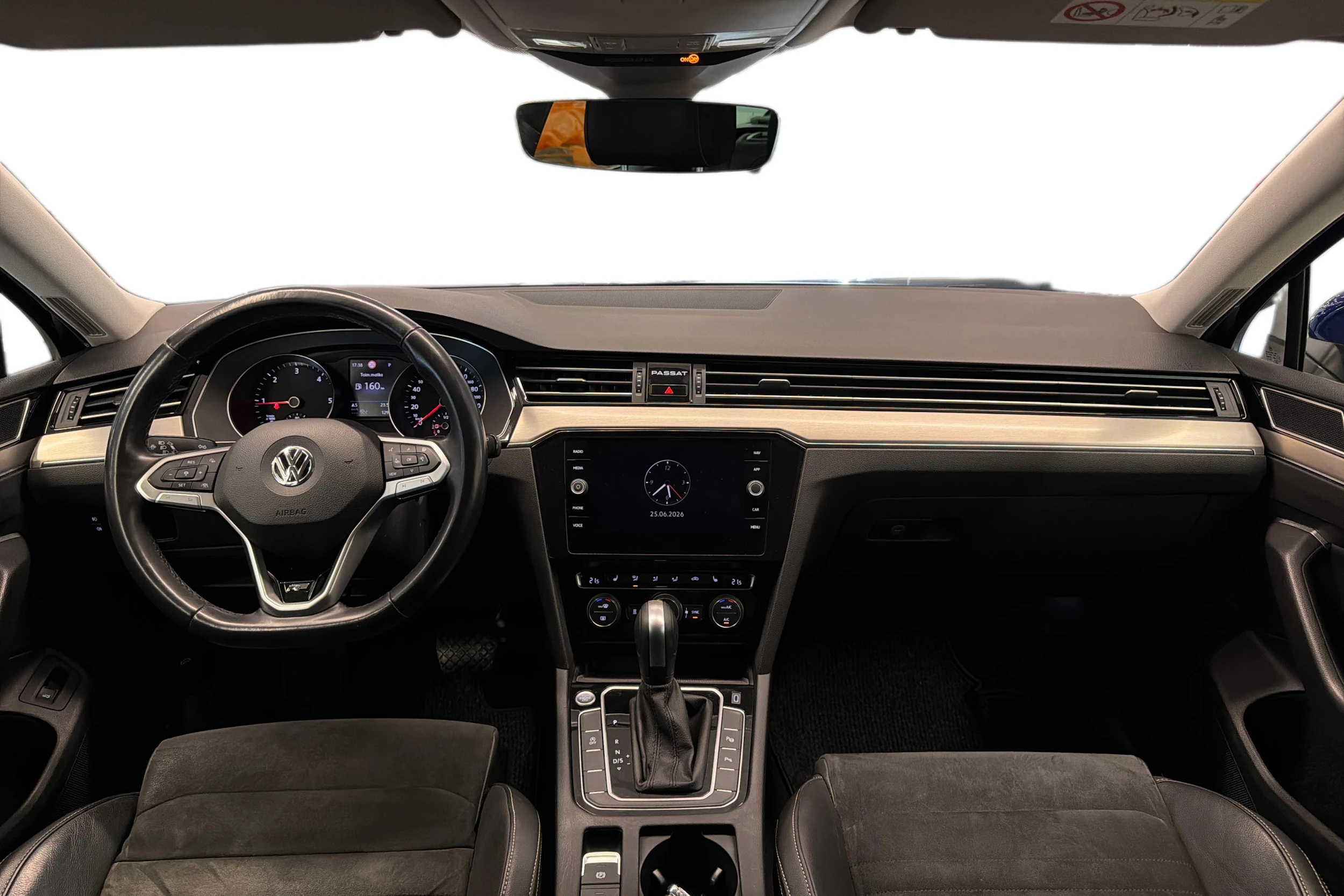 sininen Volkswagen Passat 2020 kuva 7.