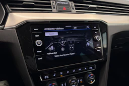 sininen Volkswagen Passat 2020 kuva 27.