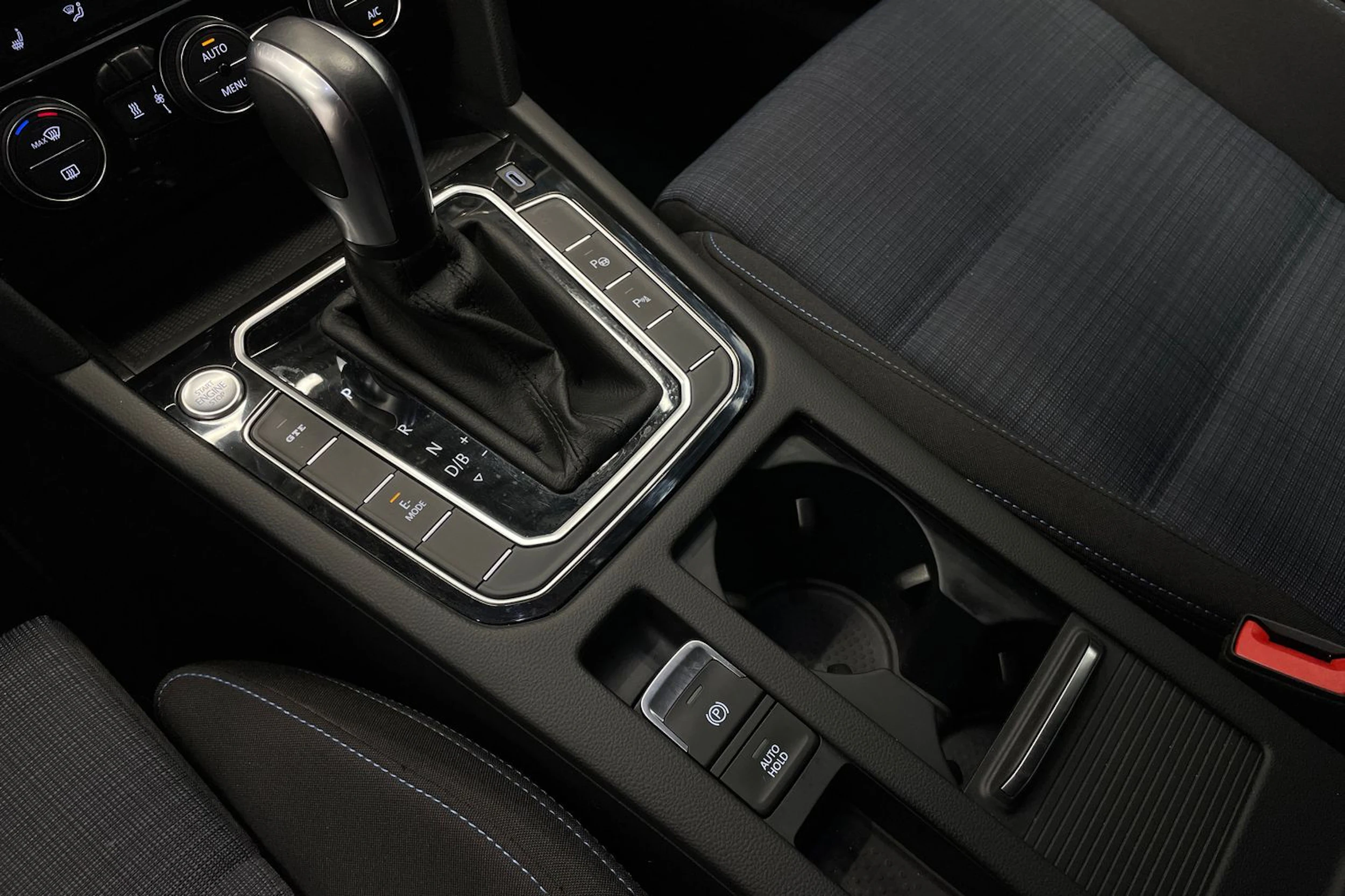 Hopea Volkswagen PASSAT 2020 kuva 20.