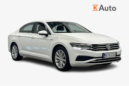 valkoinen Volkswagen Passat 2020 kuva 1.