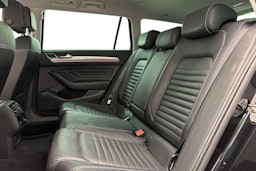 musta Volkswagen Passat 2020 kuva 10.