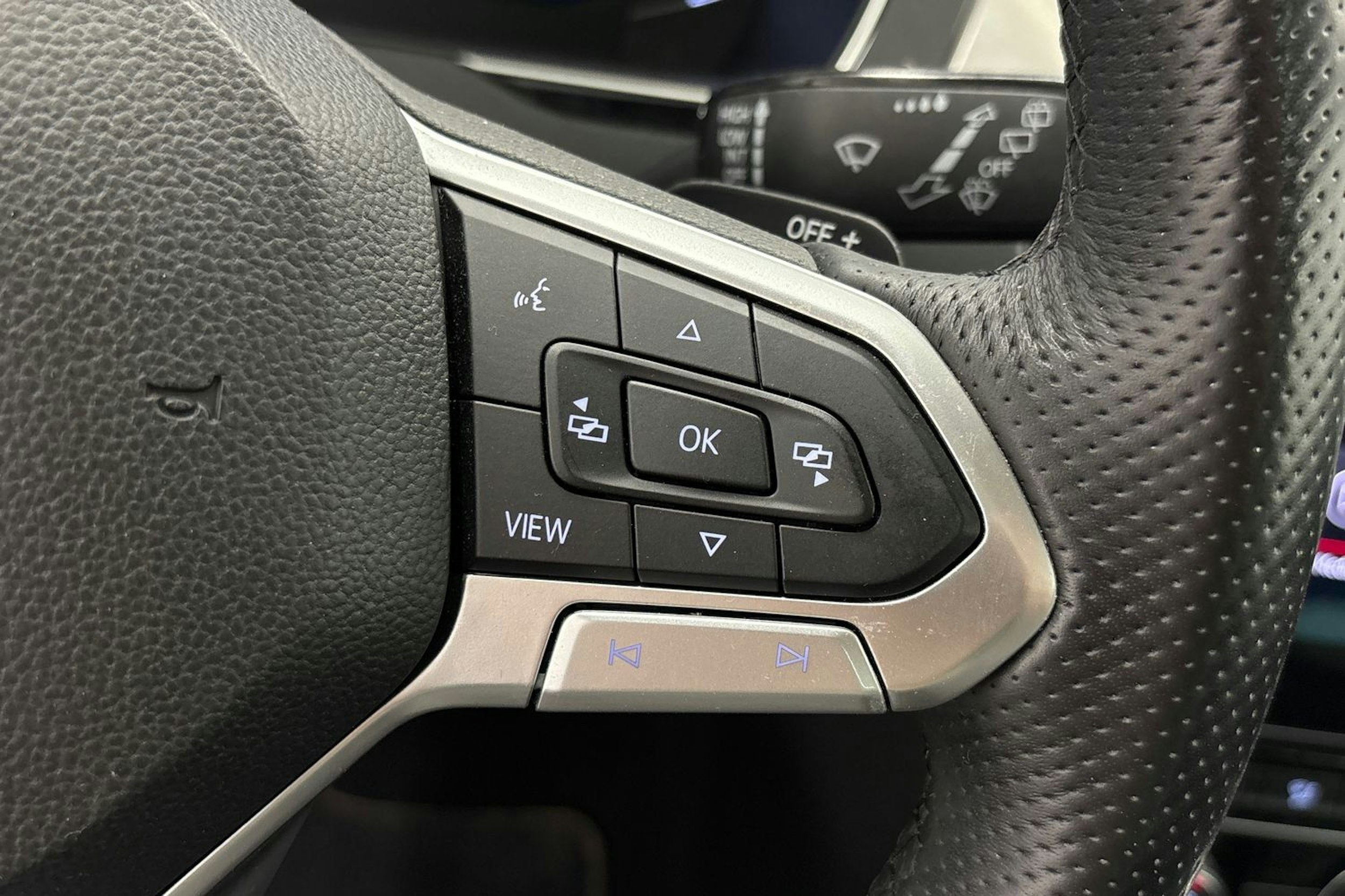 musta Volkswagen Passat 2020 kuva 17.