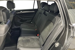 harmaa Volkswagen Passat 2020 kuva 10.