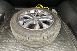 harmaa Volkswagen Passat 2020 kuva 24.