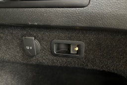 harmaa Volkswagen Passat 2020 kuva 25.