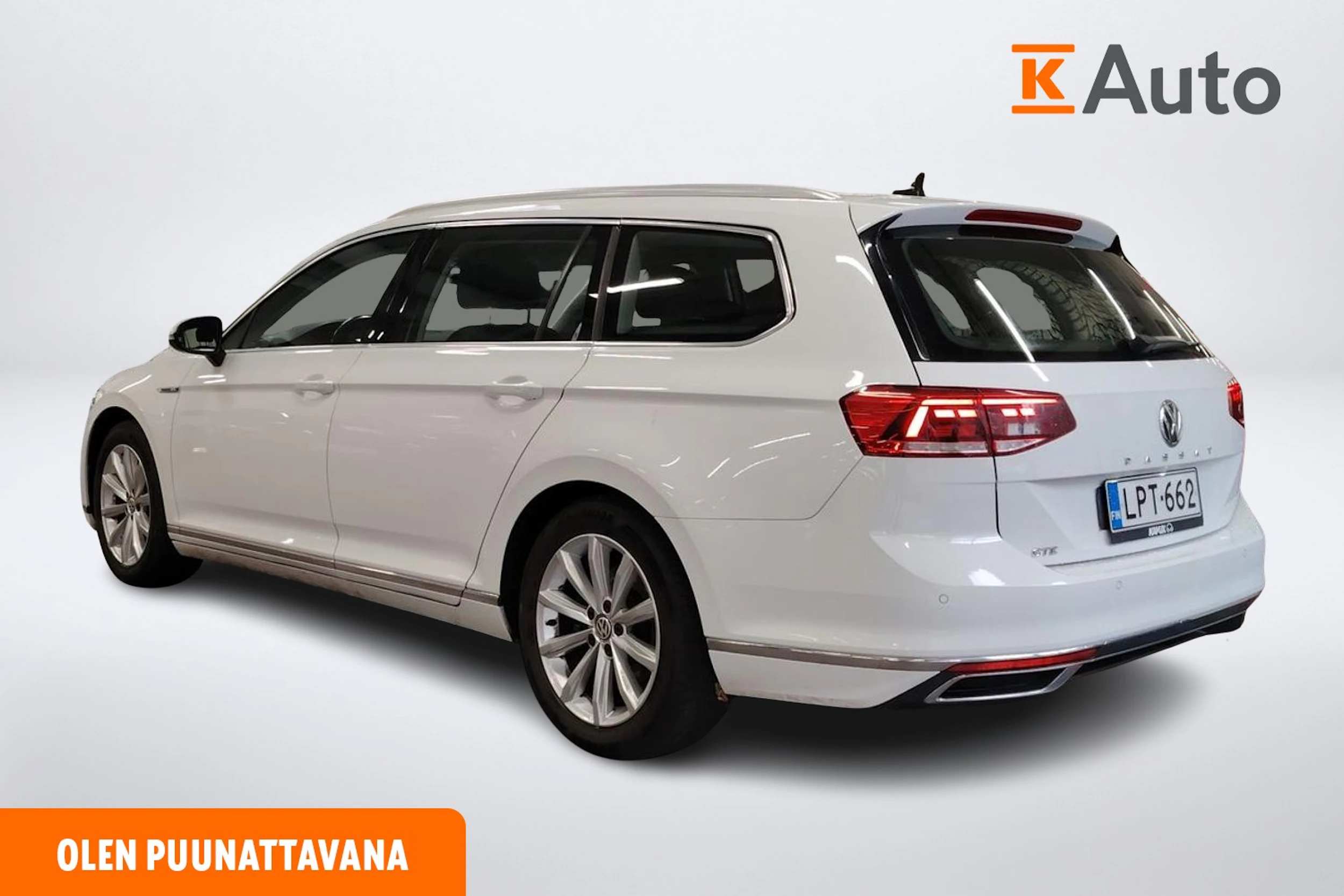 valkoinen Volkswagen Passat 2020 kuva 2.