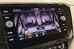 ruskea (beige) Volkswagen Passat 2020 kuva 24.
