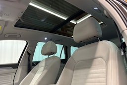 ruskea (beige) Volkswagen Passat 2020 kuva 29.