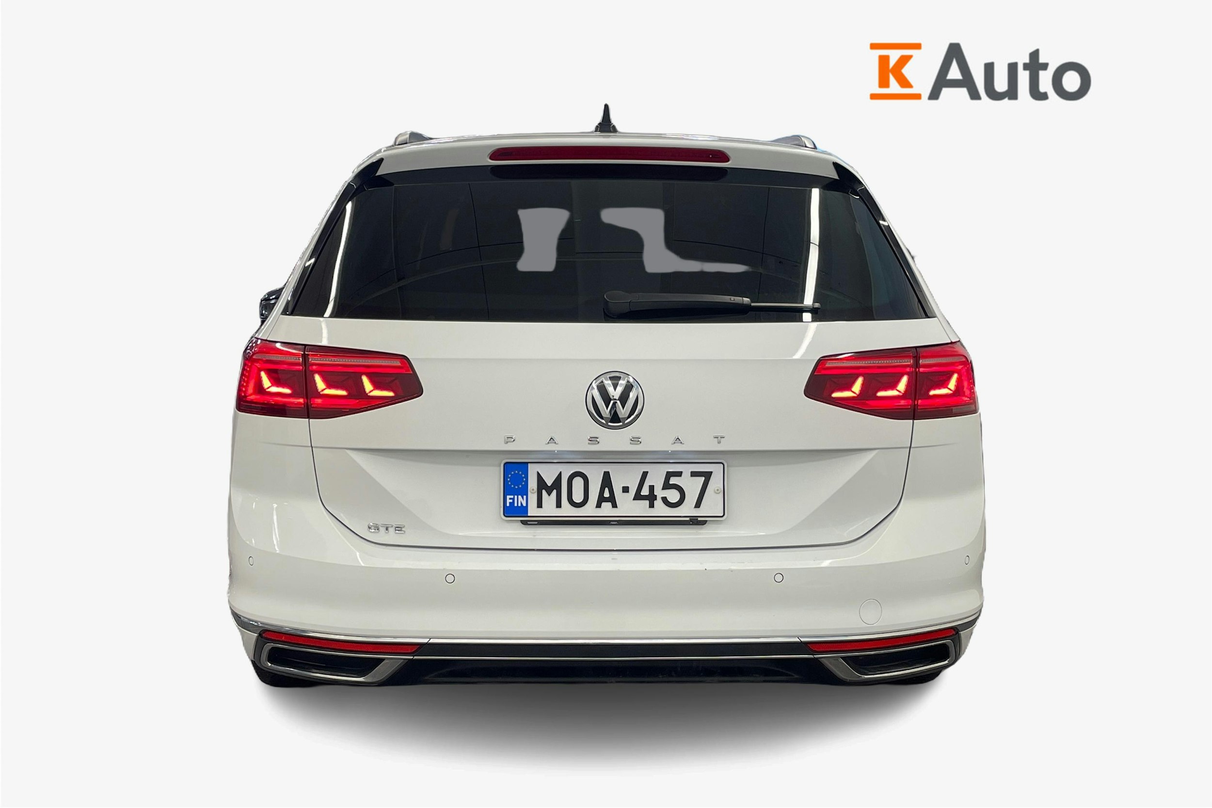 valkoinen Volkswagen Passat 2020 kuva 3.