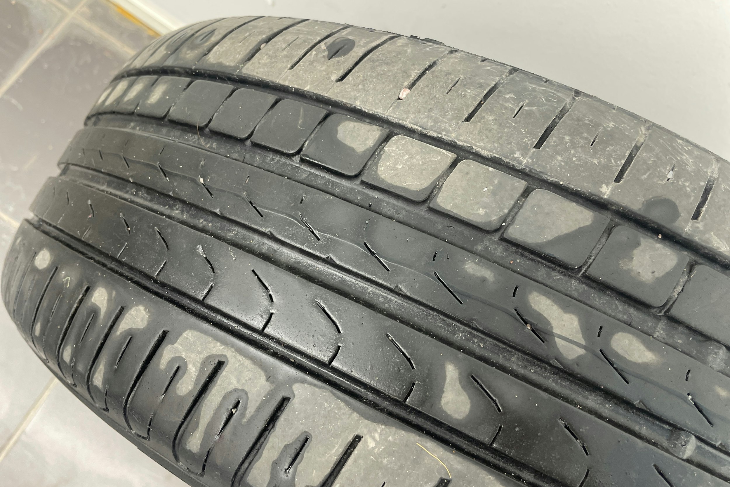 valkoinen Volkswagen Passat 2020 kuva 14.