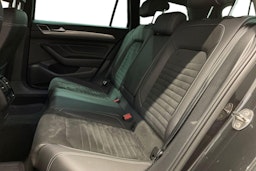 harmaa Volkswagen Passat 2020 kuva 8.