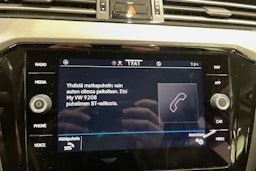 valkoinen Volkswagen Passat 2020 kuva 26.