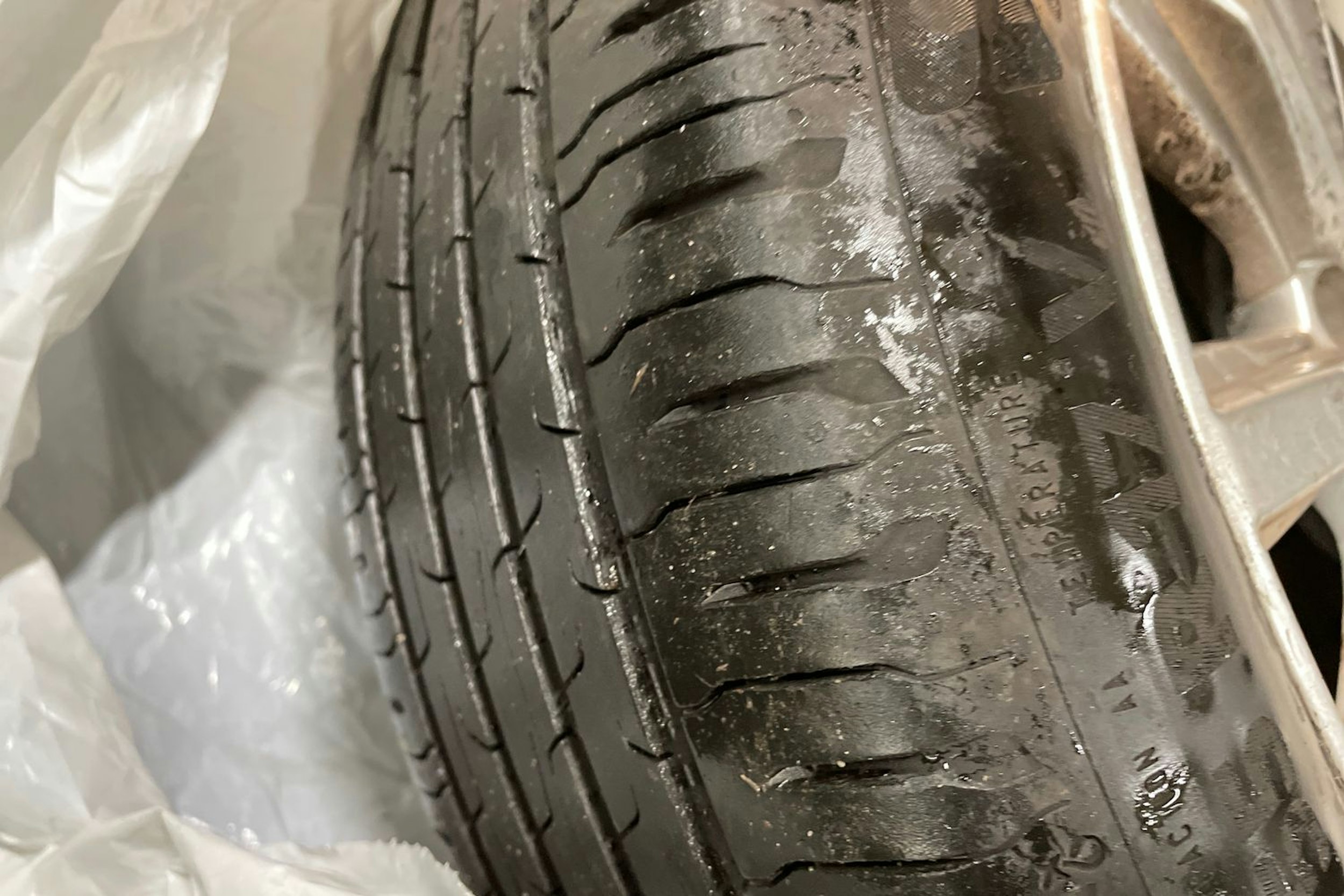 valkoinen Volkswagen Passat 2020 kuva 42.