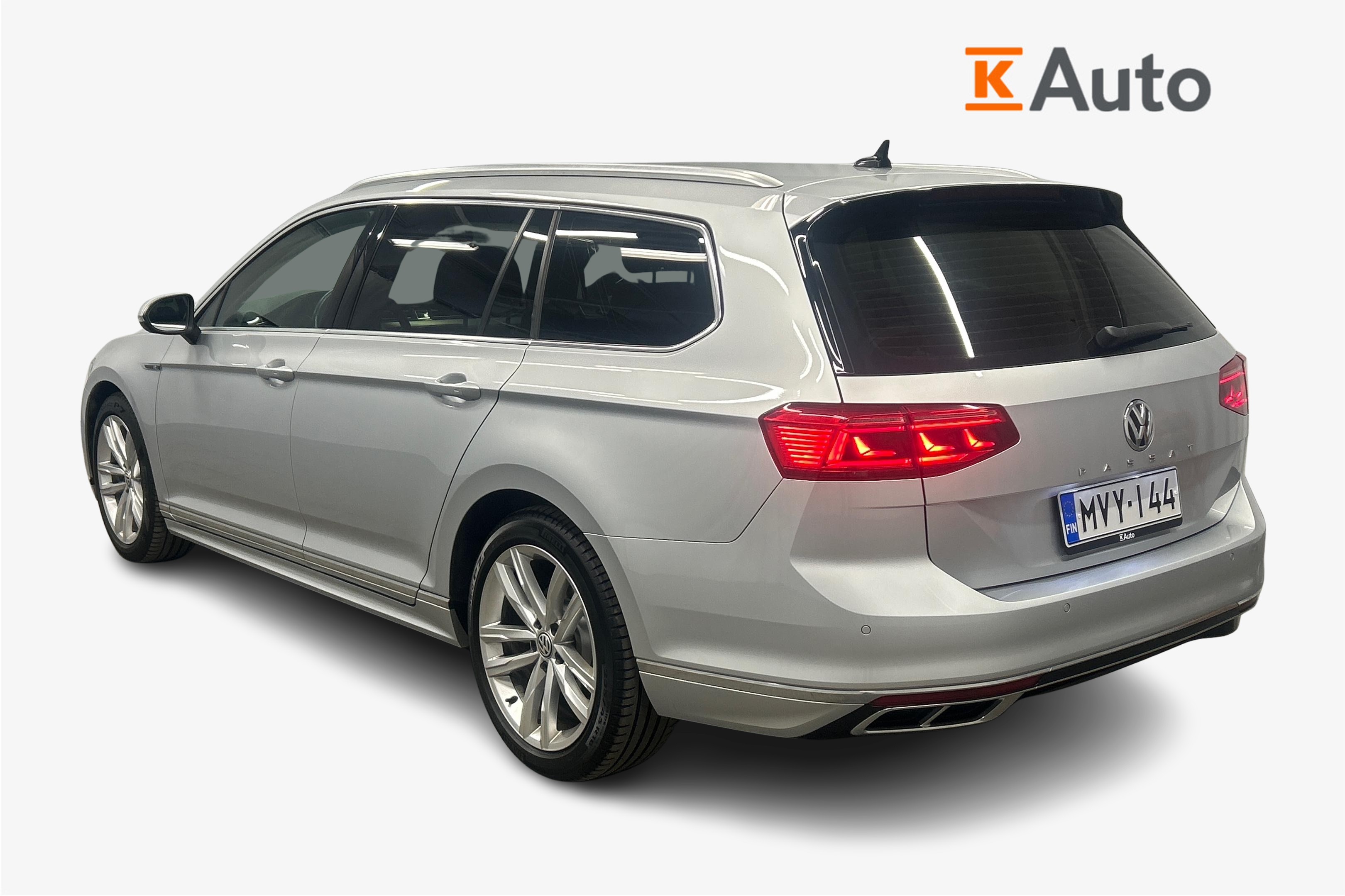 Volkswagen Passat 2020, kuva 2/29