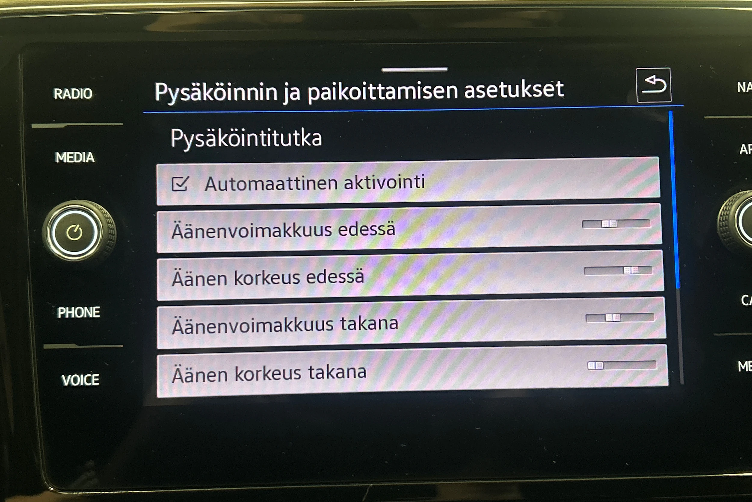 hopea Volkswagen Passat 2020 kuva 23.
