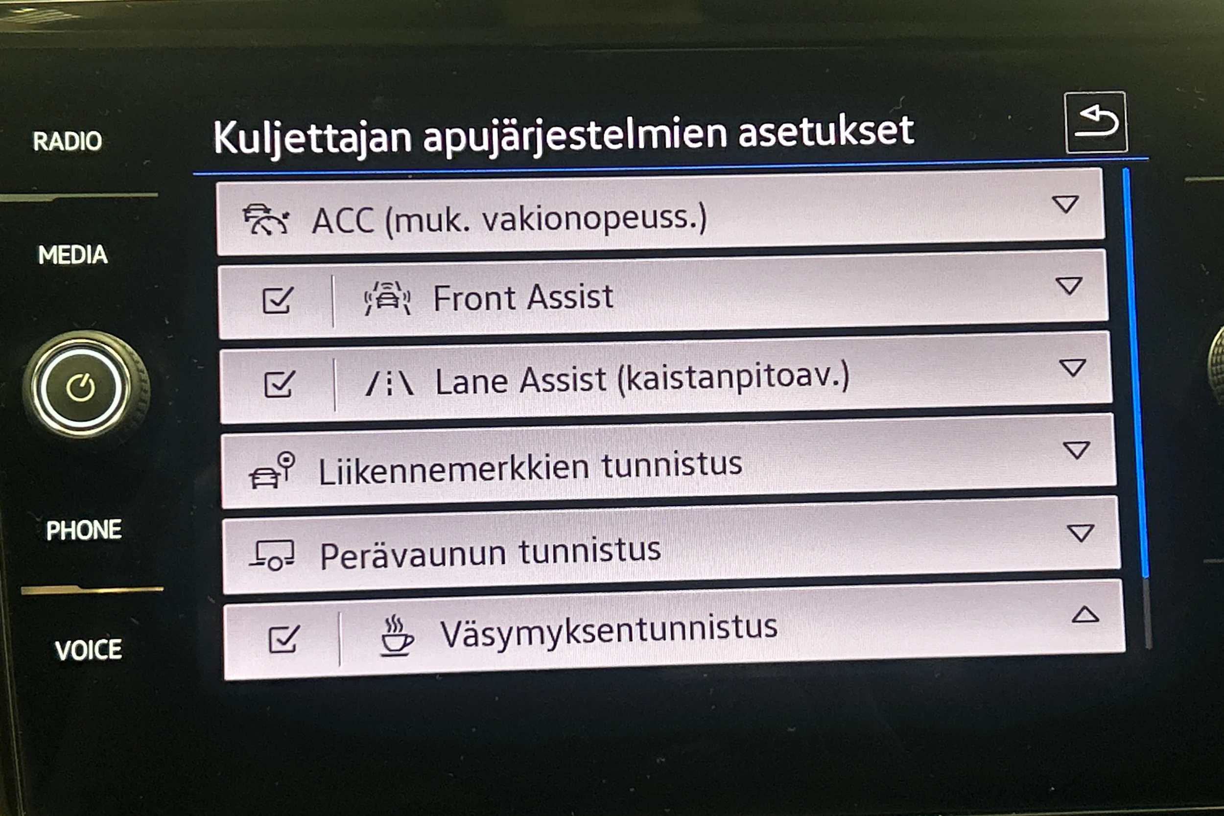 hopea Volkswagen Passat 2020 kuva 26.