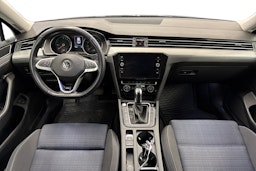 musta Volkswagen Passat 2020 kuva 7.