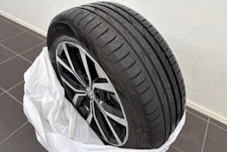 musta Volkswagen Passat 2020 kuva 10.