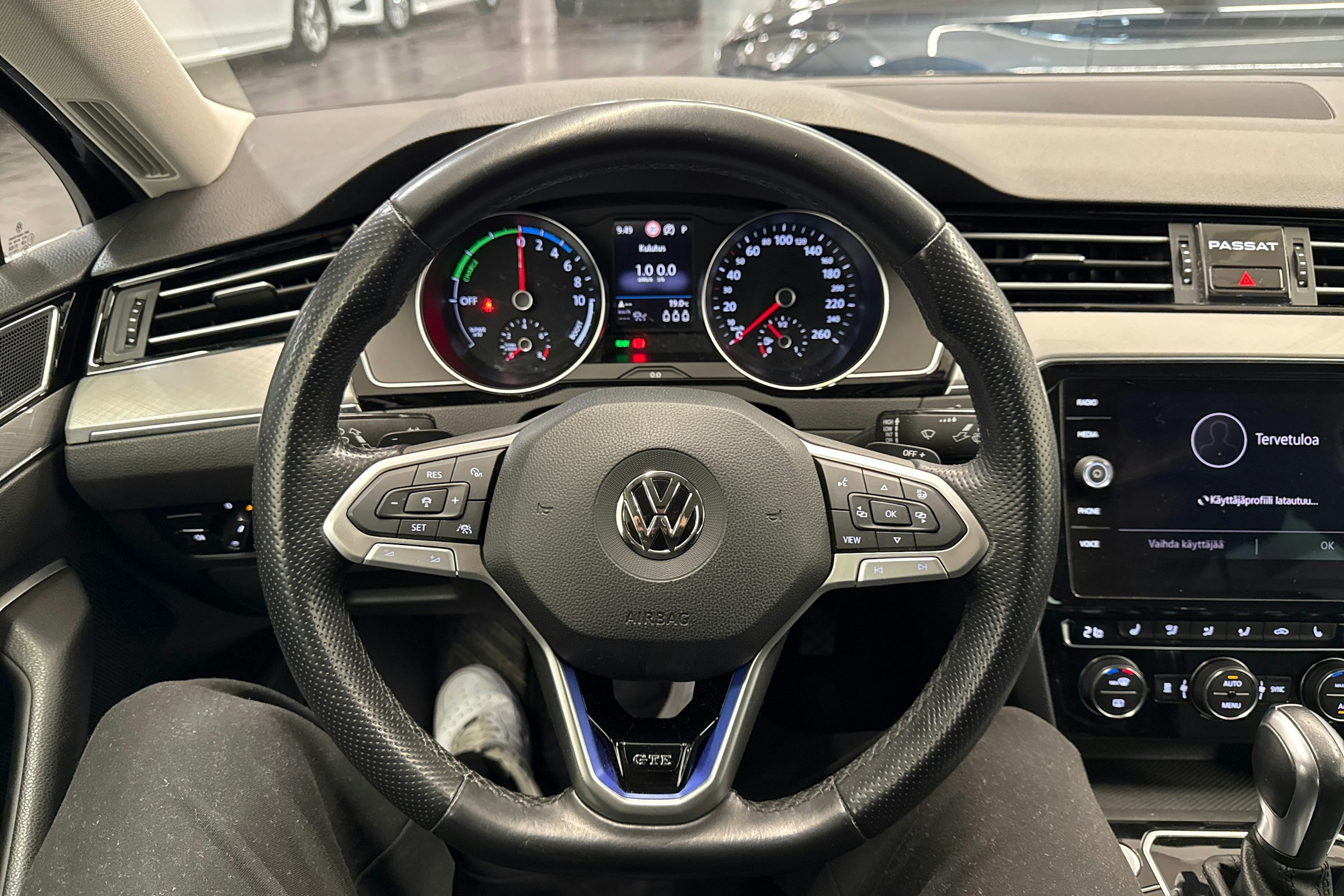 musta Volkswagen Passat 2020 kuva 12.