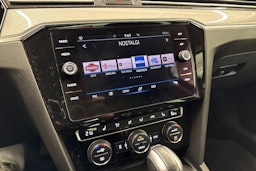 musta Volkswagen Passat 2020 kuva 17.