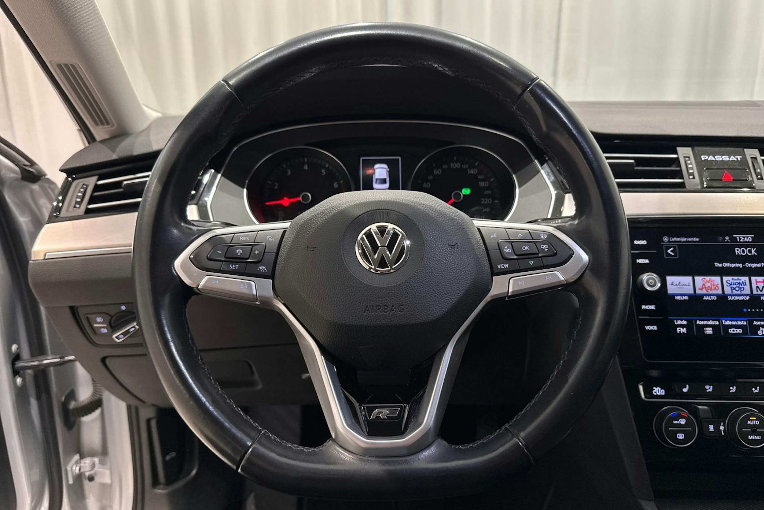 hopea Volkswagen Passat 2020 kuva 19.