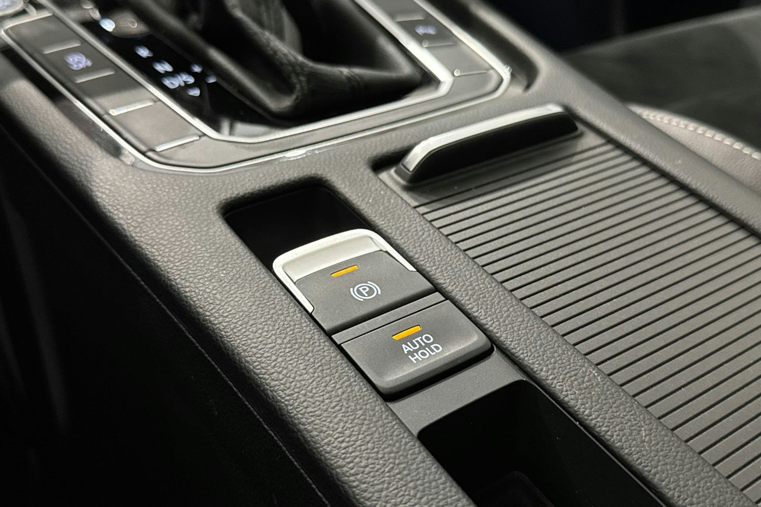 hopea Volkswagen Passat 2020 kuva 28.