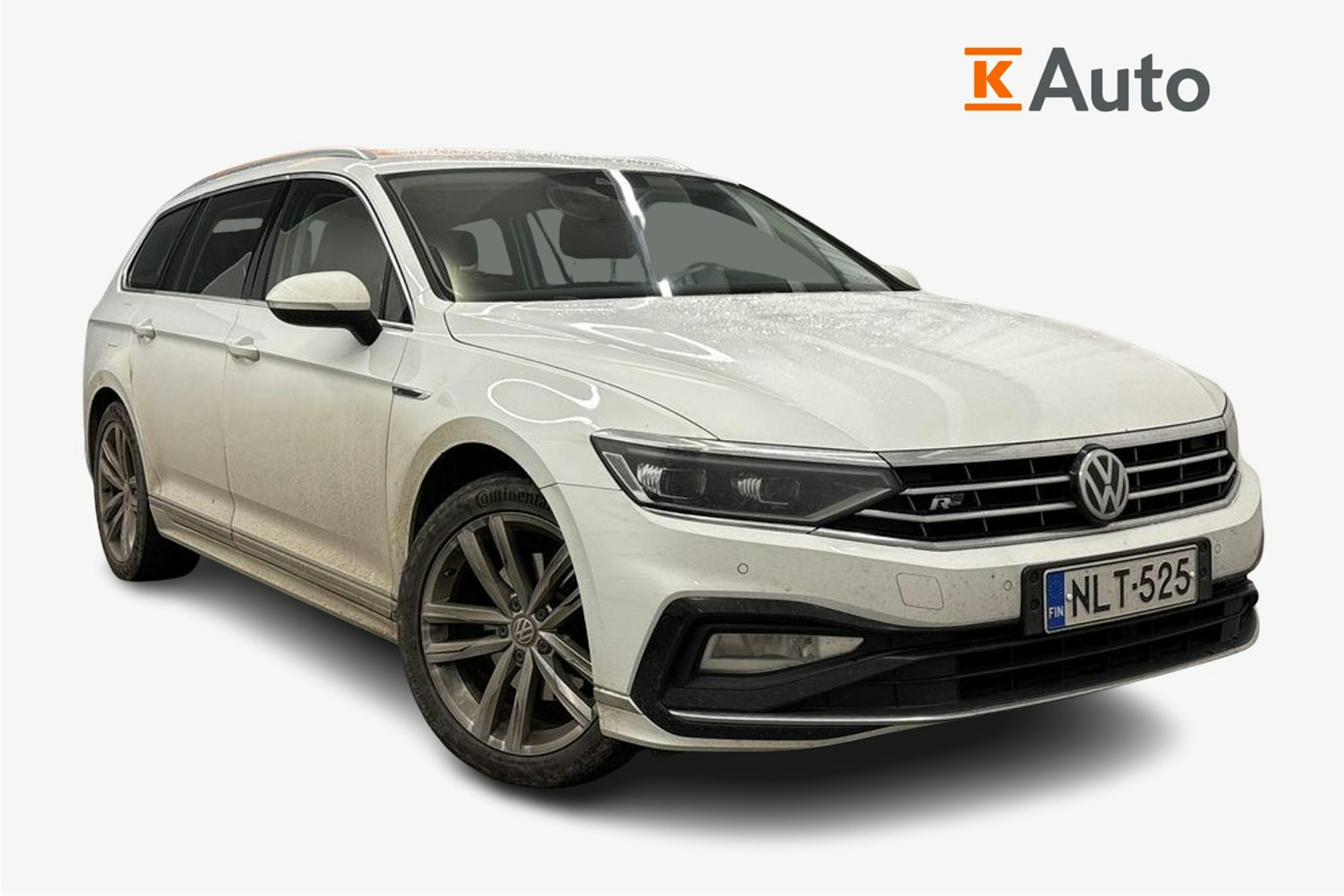 valkoinen Volkswagen Passat 2020 kuva 1.