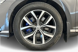 harmaa Volkswagen Passat 2020 kuva 11.