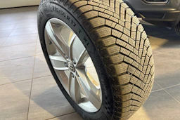 Sininen Volkswagen PASSAT 2020 kuva 23.
