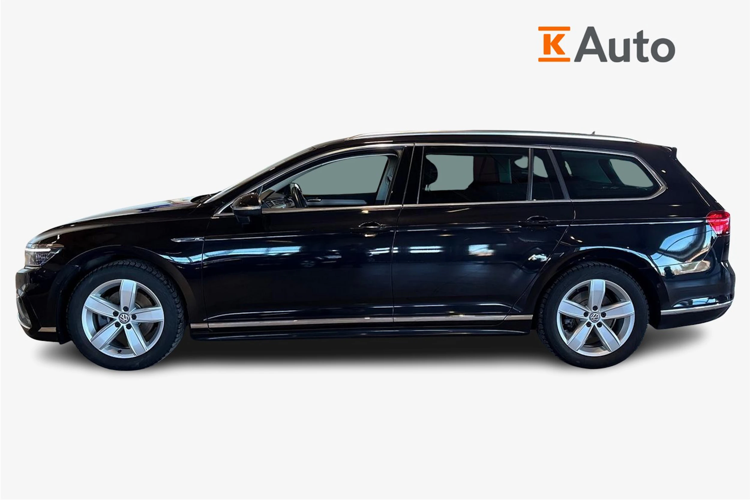 musta Volkswagen Passat 2020 kuva 5.