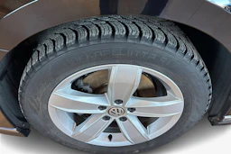 musta Volkswagen Passat 2020 kuva 9.