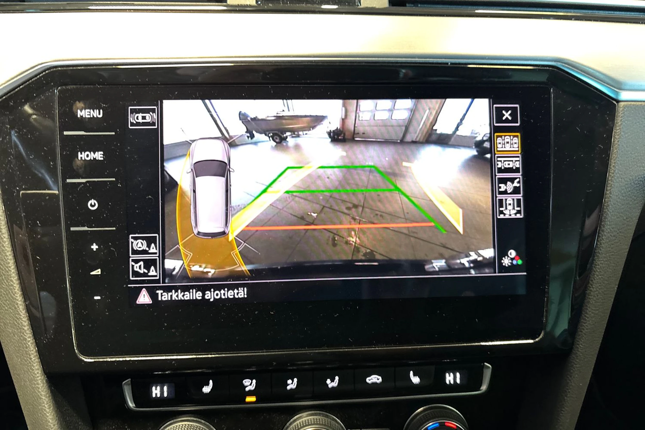 musta Volkswagen Passat 2020 kuva 14.