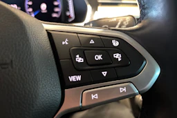 musta Volkswagen Passat 2020 kuva 16.