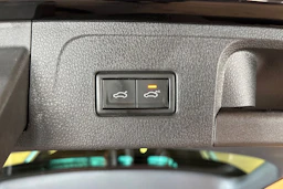 musta Volkswagen Passat 2020 kuva 20.